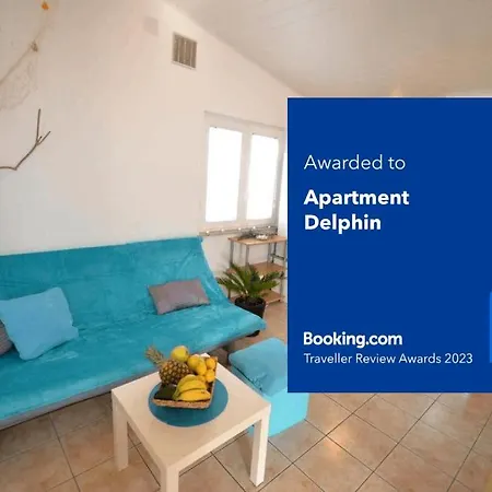 Delphin Apartman Vir