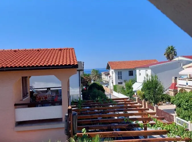 Delphin Appartement Vir